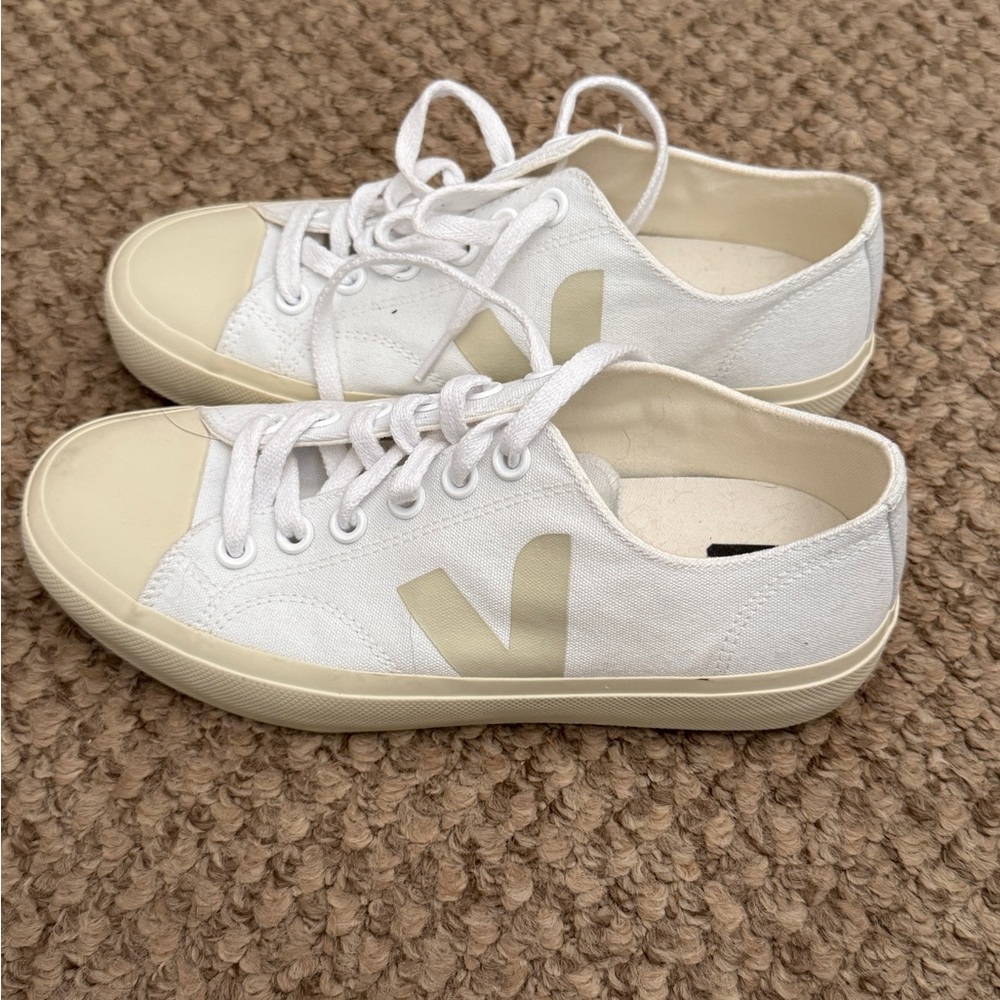 VEJA
Wata II Low Canvas "White Pierre" sneakers - Picture 4 of 8